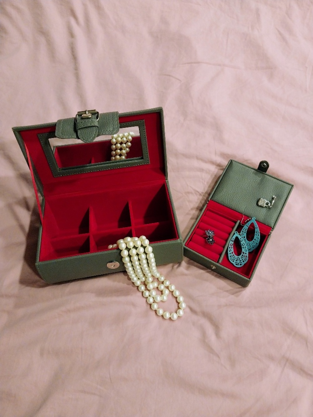 UNO de 50 Nesting Jewelry Case
